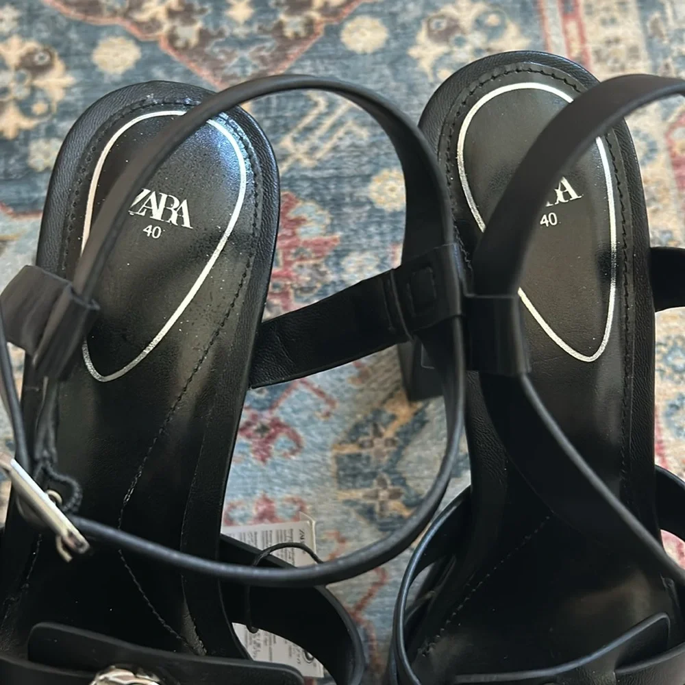 Zara Black Silver Chain Detail Chunky High Heel Platform Sandals Size 40 (US 9)
